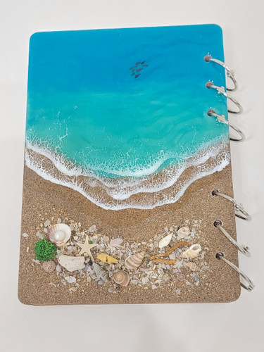 دفترچه چوبی رزینی طرح دریا با جلد سخت و موجهای برجسته رزینی